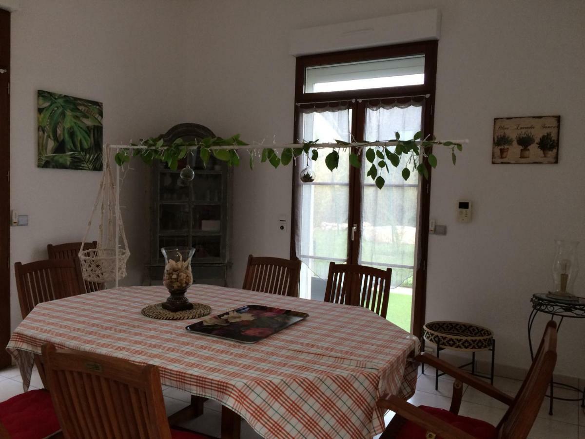 Cottage La Villa Bolero Сен-Сир-сюр-Луар Экстерьер фото